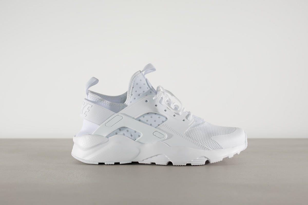 foot locker white forces