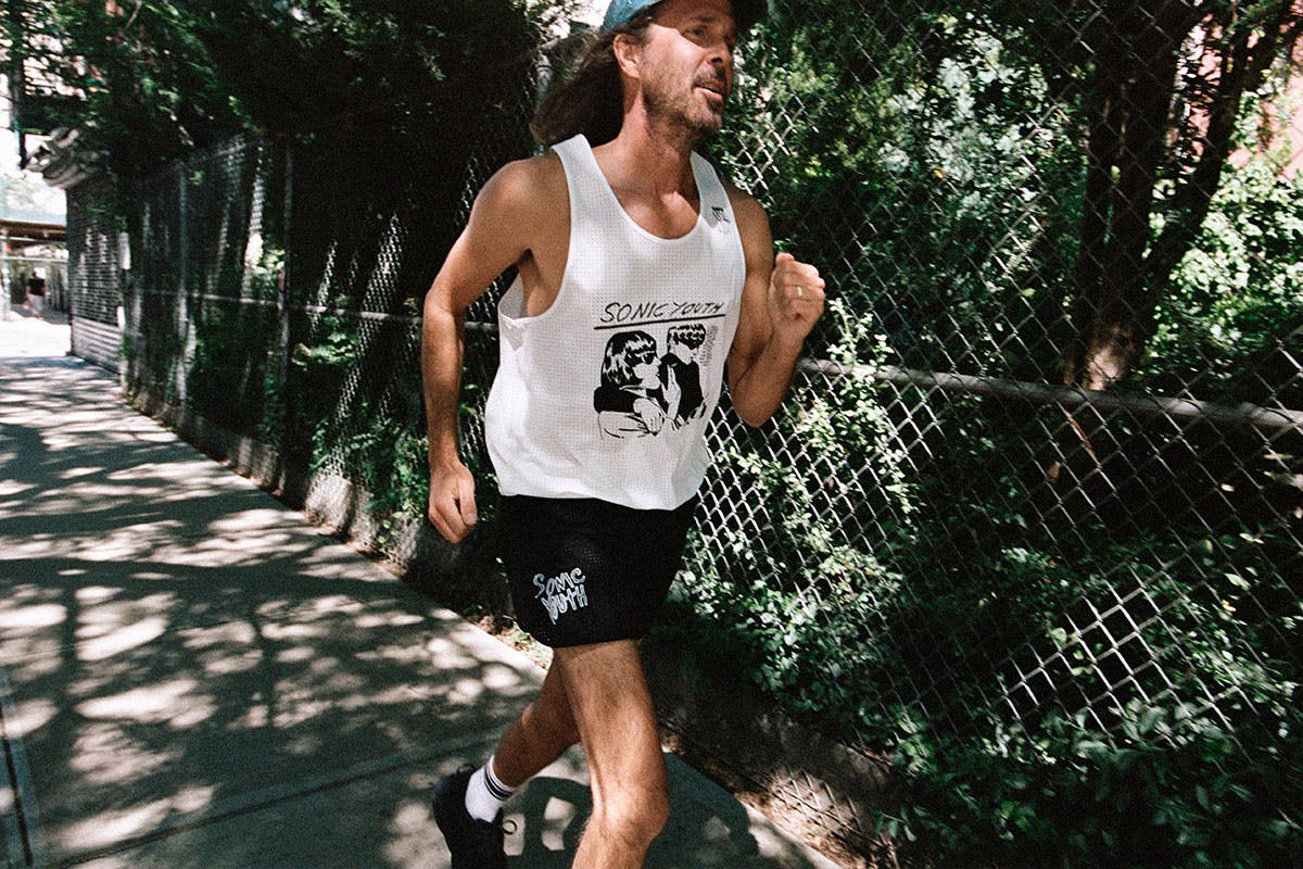 satisfy-running-sonic-youth-collection-01