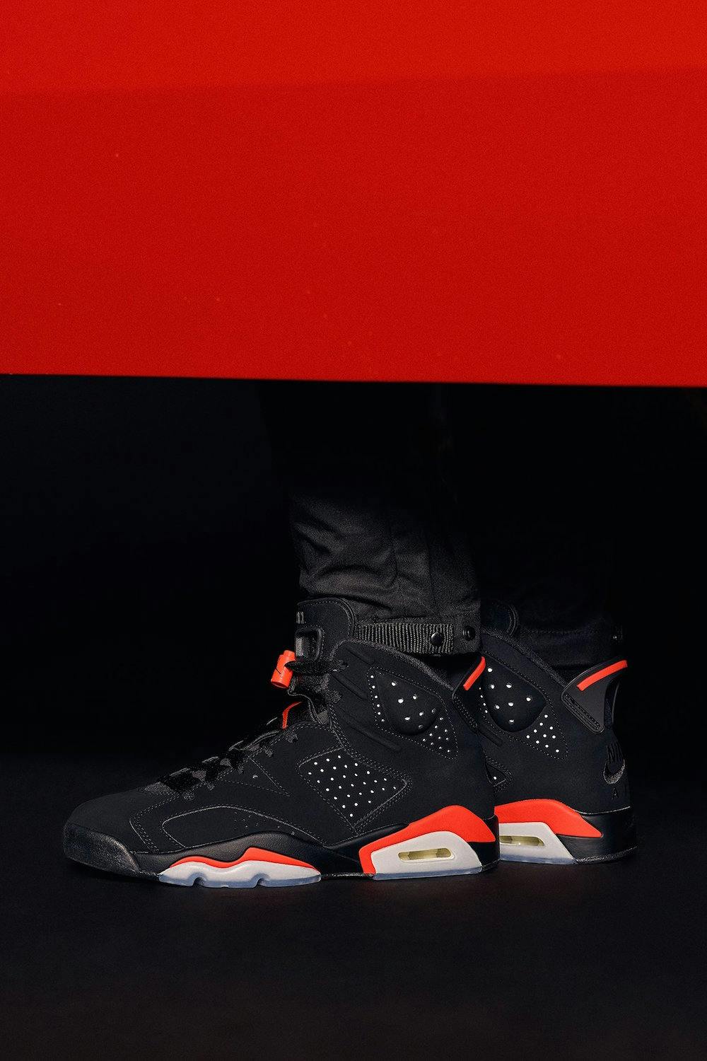 medalist Please watch Serrated Nike Air Jordan 6 “Infrared”: Where to Buy Today
