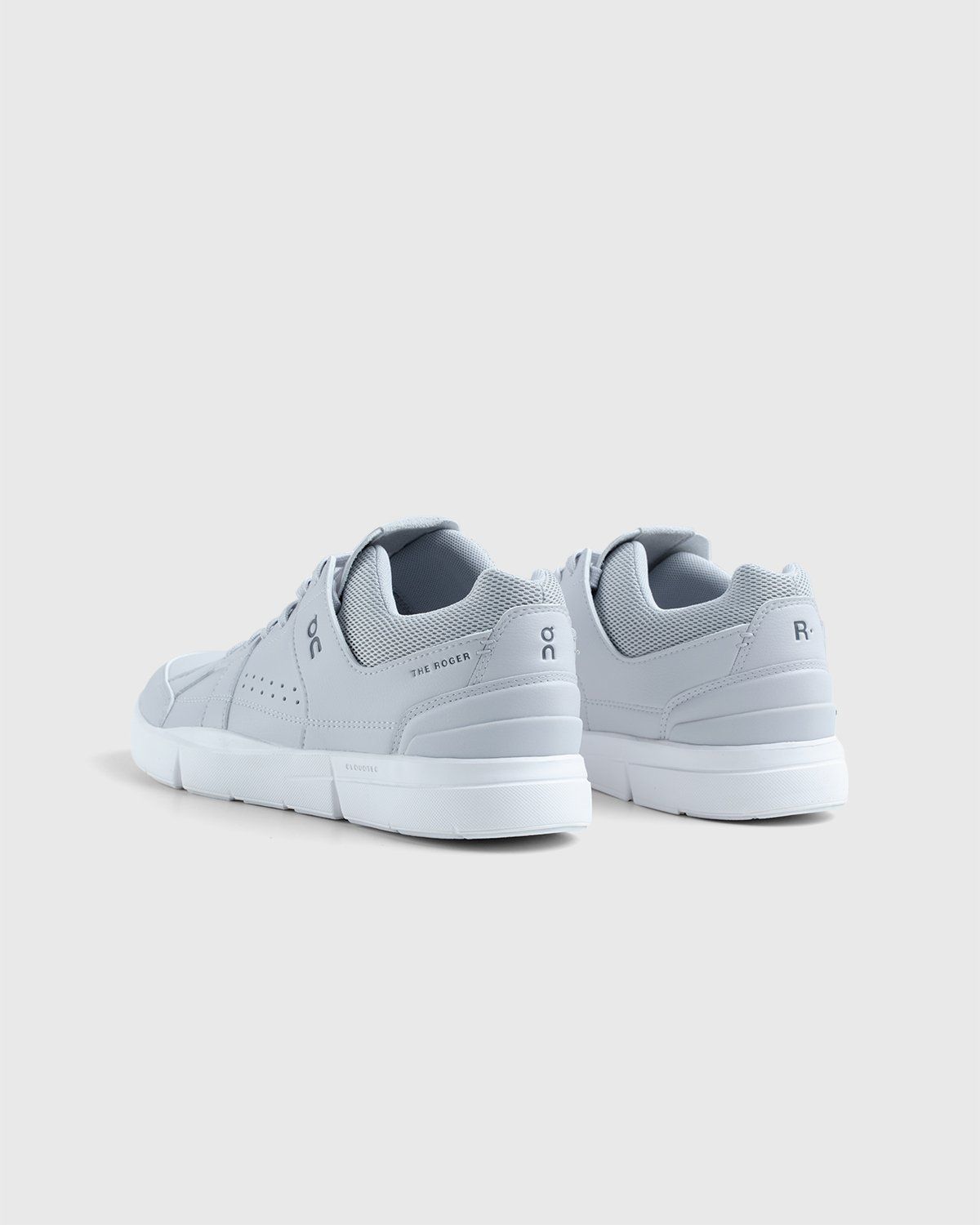 On – The Roger Clubhouse Glacier White - Low Top Sneakers - White - Image 3