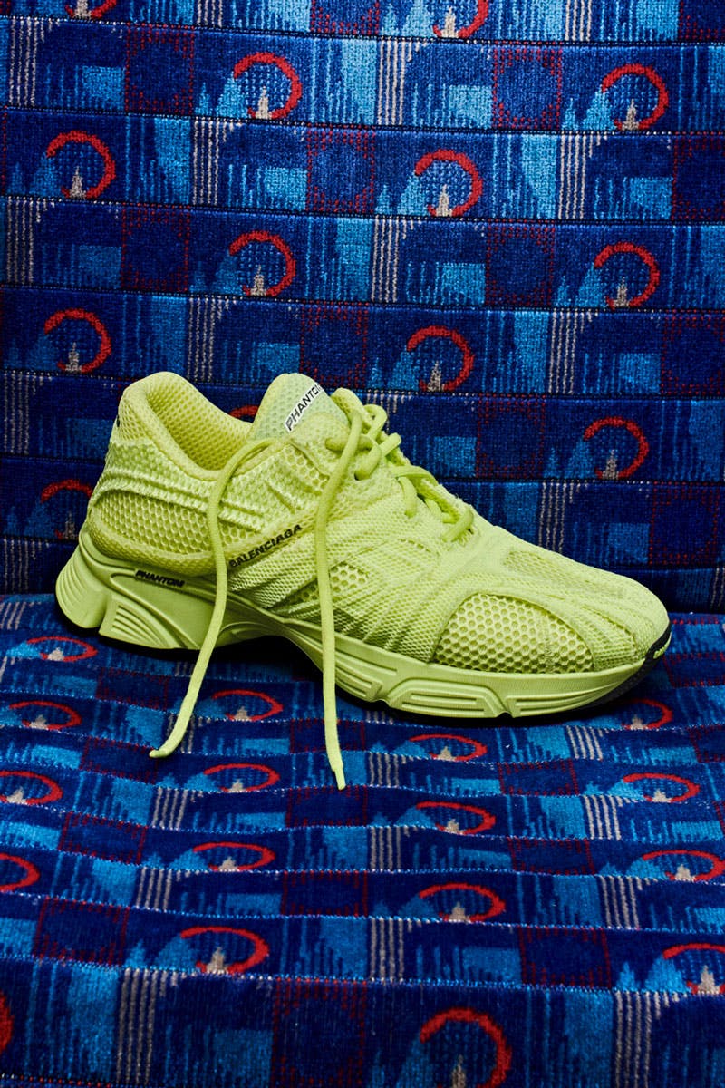 balenciaga-phantom-sneaker-city-campaign-2