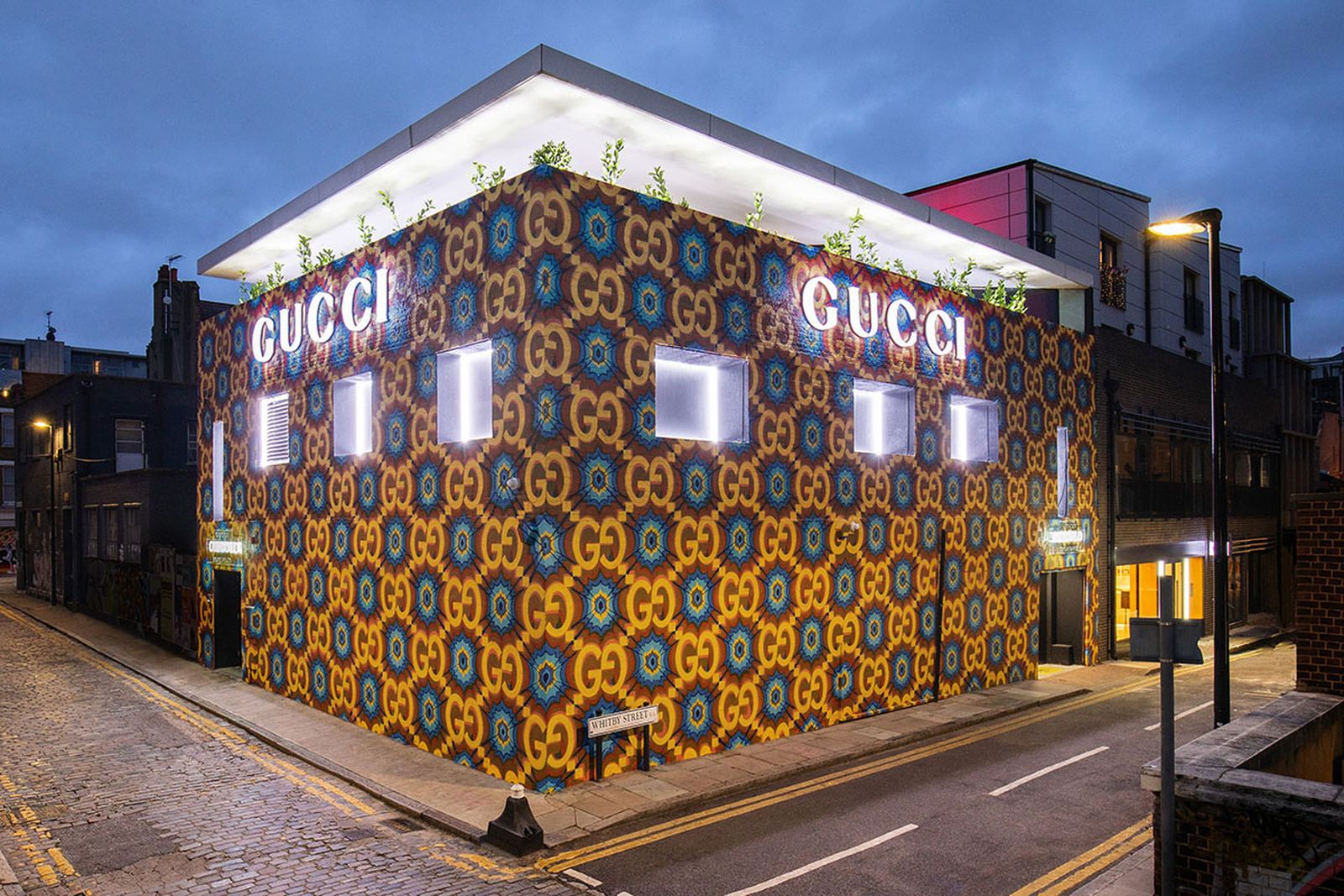 Sightseeing stavelse porcelæn Gucci Circolo "100" Pop-Up Shop in Berlin & London