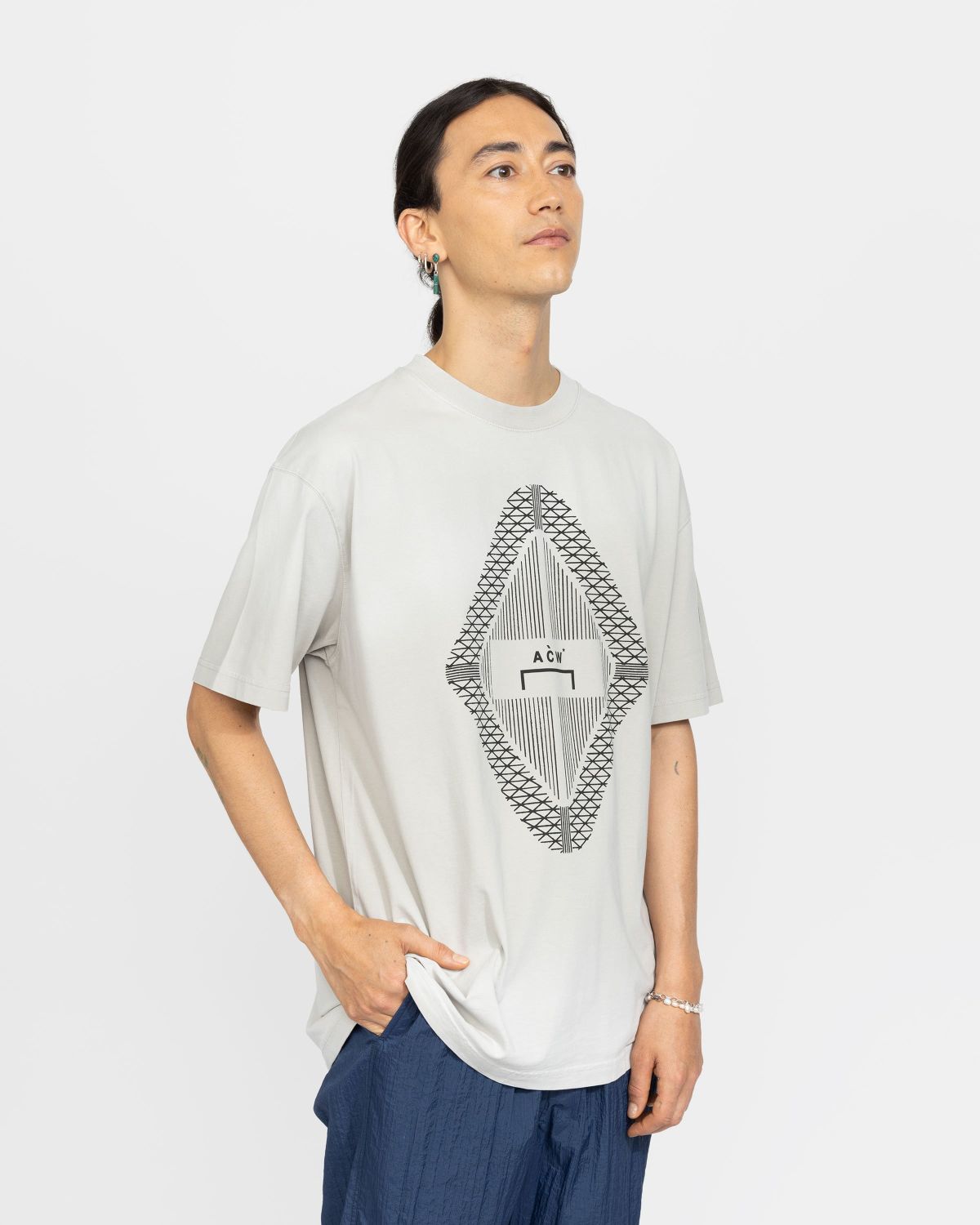 A-Cold-Wall* – Gradient T-Shirt Light Grey - T-shirts - Grey - Image 2