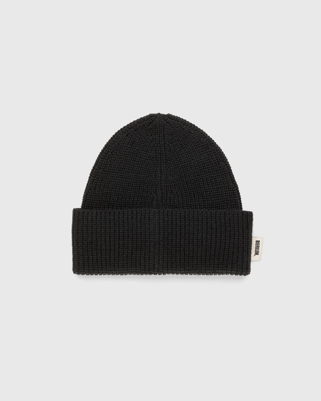 Highsnobiety – BERLIN, BERLIN 3 Beanie Black - Hats - Black - Image 1