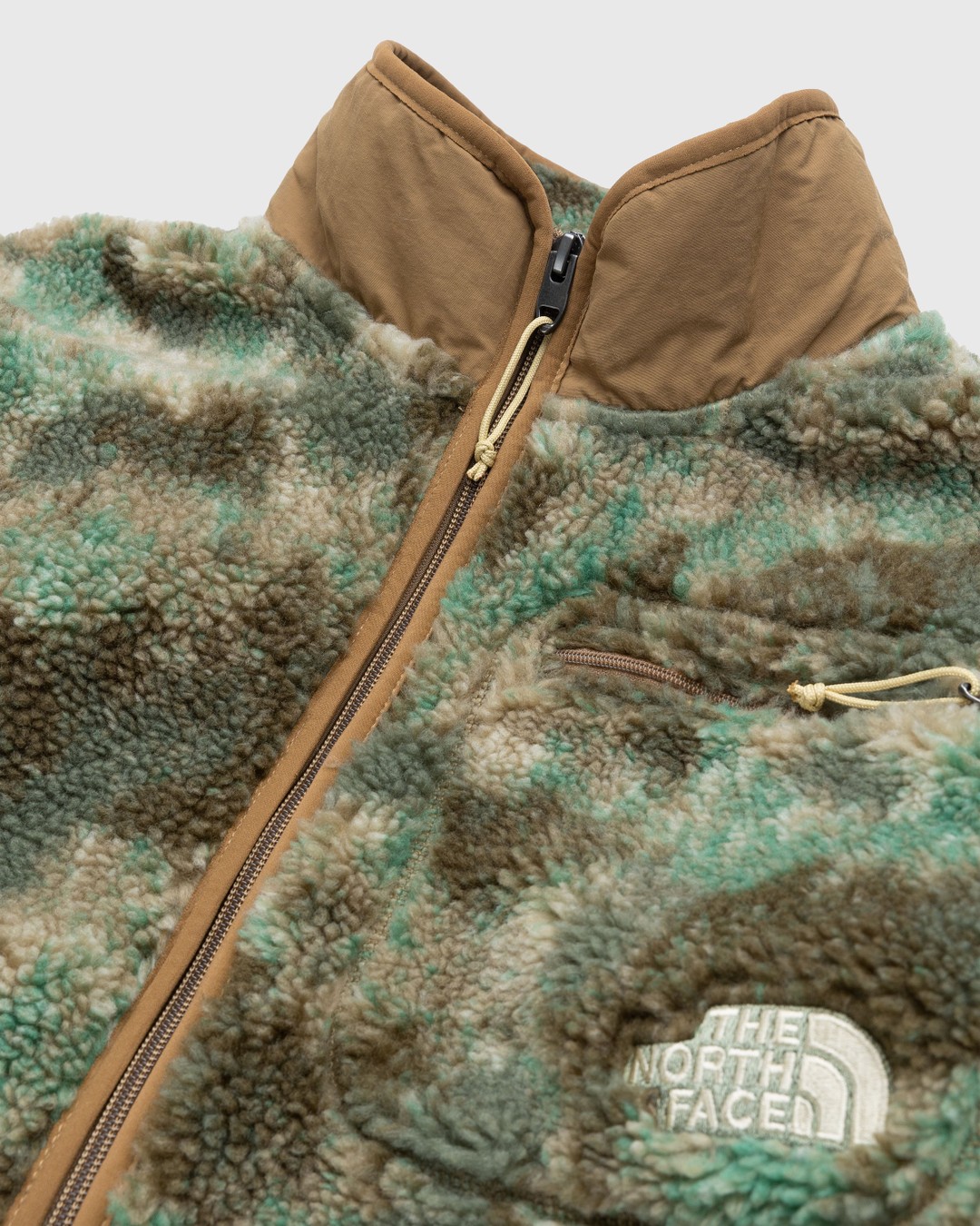 The North Face – Extreme Pile Pullover Military Olive/Stippled Camo Print - Fleece - Green - Image 5