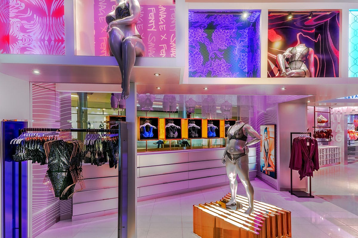 rihannas-savage-x-fenty-stores-02