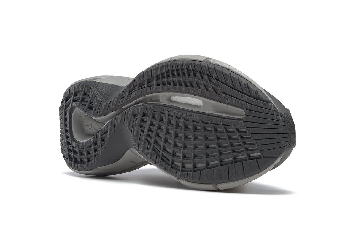 reebok-zig-3d-storm-hydro-premier-road-modern-gr-colorways-release-info-03