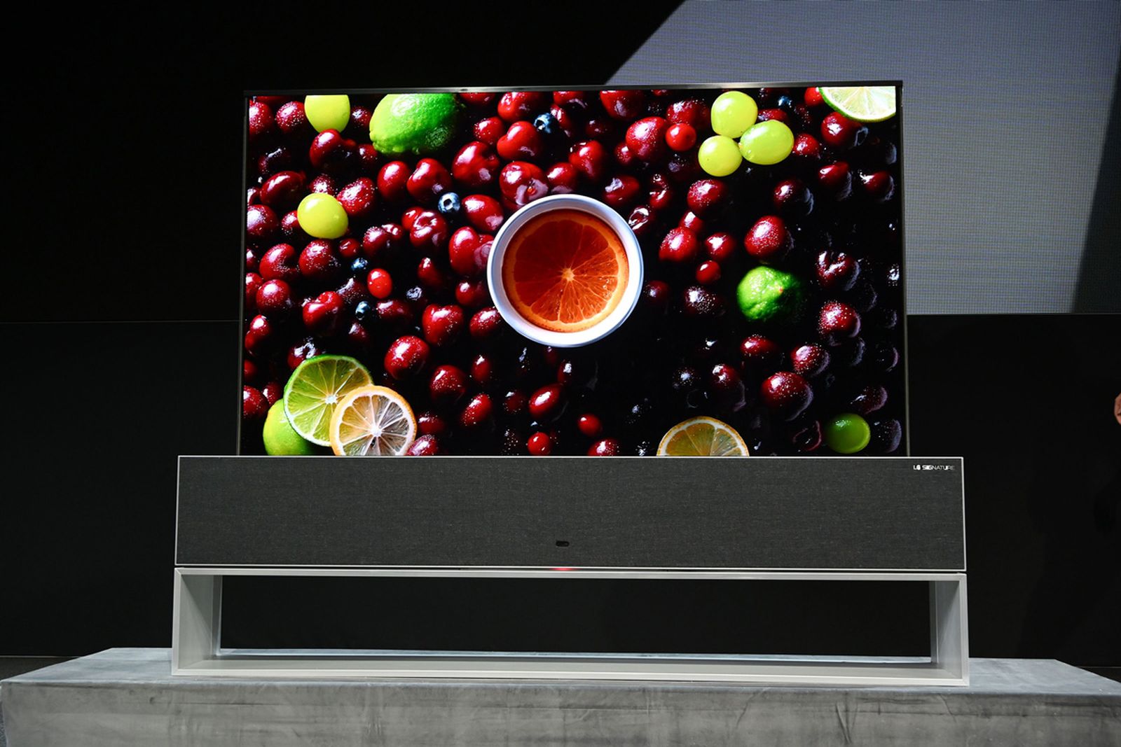 lg rollable oled tv CES 2019 ces2019 technology