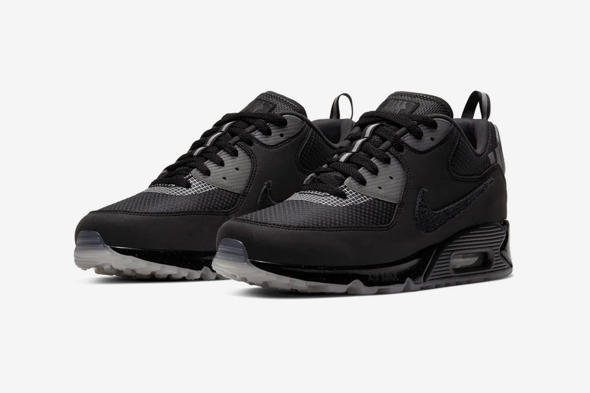 undefeated x nike air max 90 black