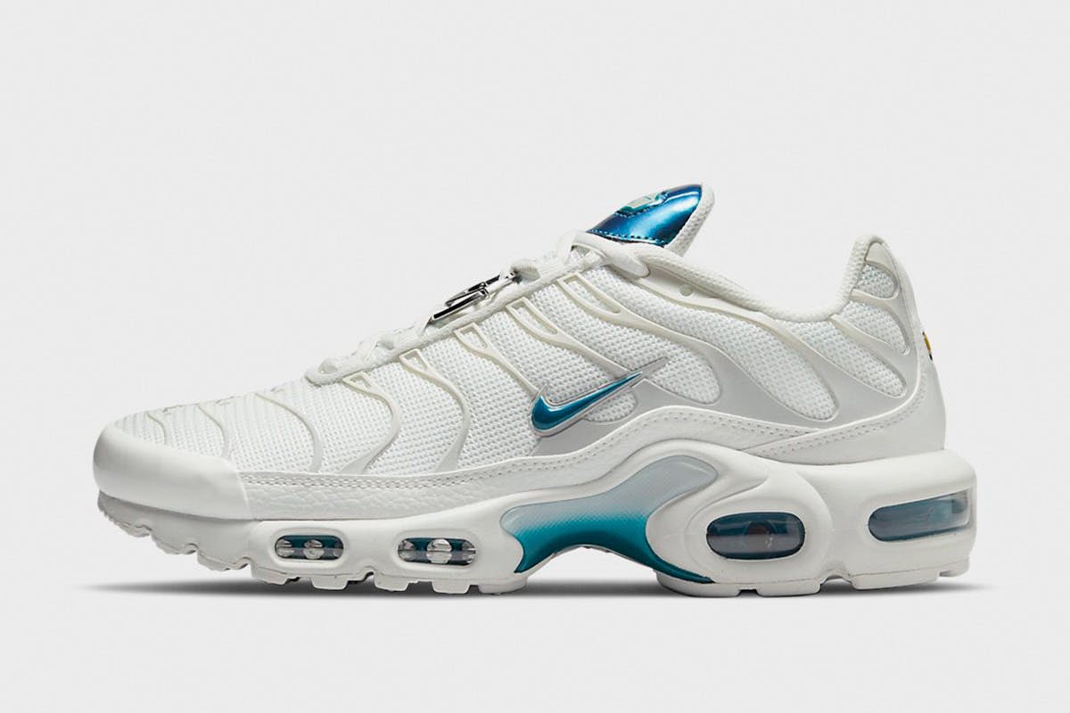 Jug Bone Spending Nike Air Max Plus "Ring Bling" Release Date. Info, Price