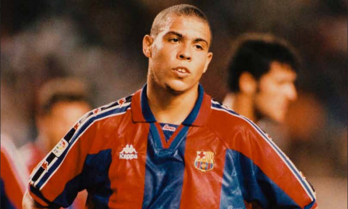 engañar Pila de ballena azul The Top 10 Kappa Football Shirts of All Time