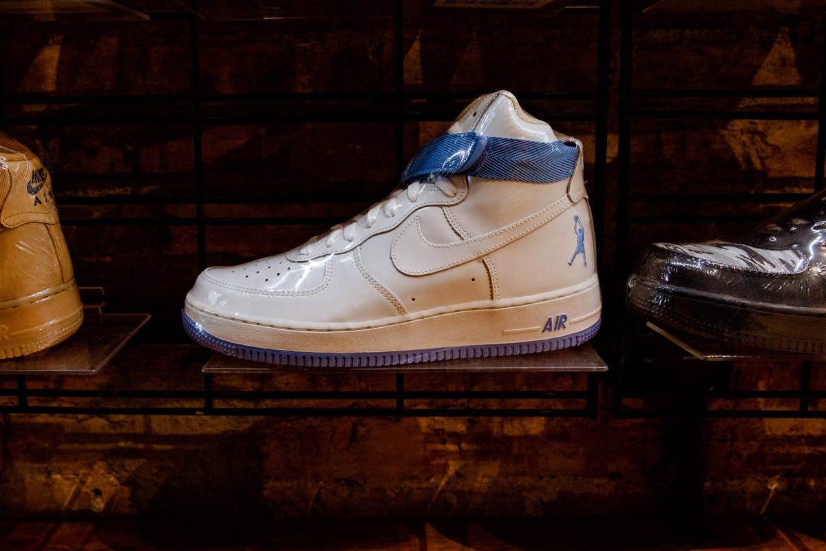 shoe stores in new york that sell jordans