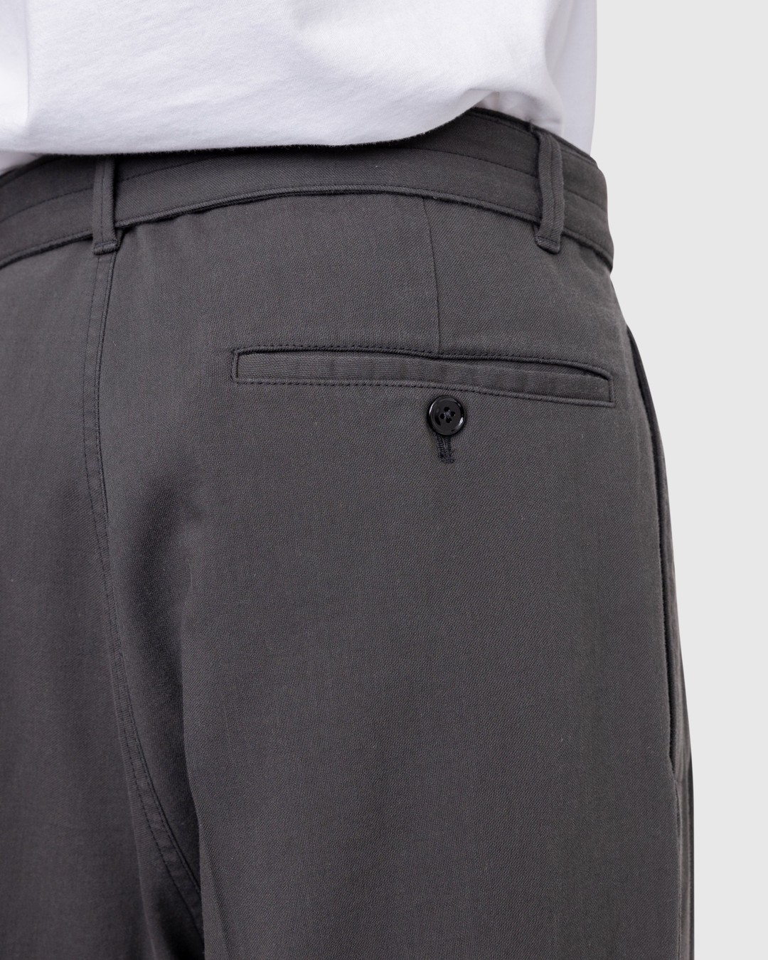 Lemaire – Loose Pleated Pants Grey | Highsnobiety Shop