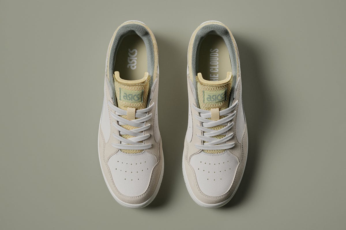 daily-sneaker-roundup-4-29-2021-3-05