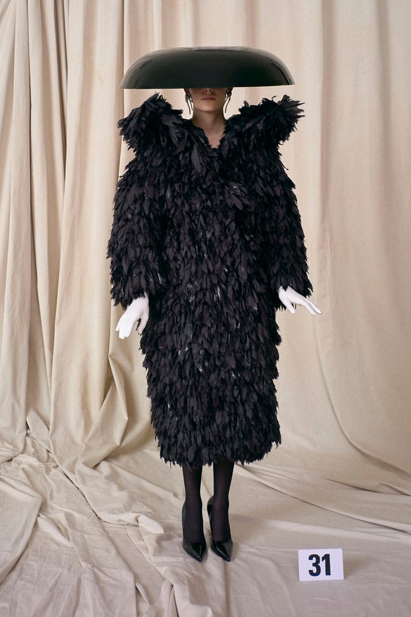 balenciaga-show-report-couture-28