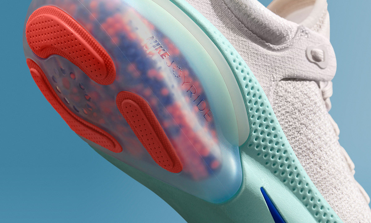 Espacioso estrés cable Nike Denies That New Joyride Tech Will Create Microplastics