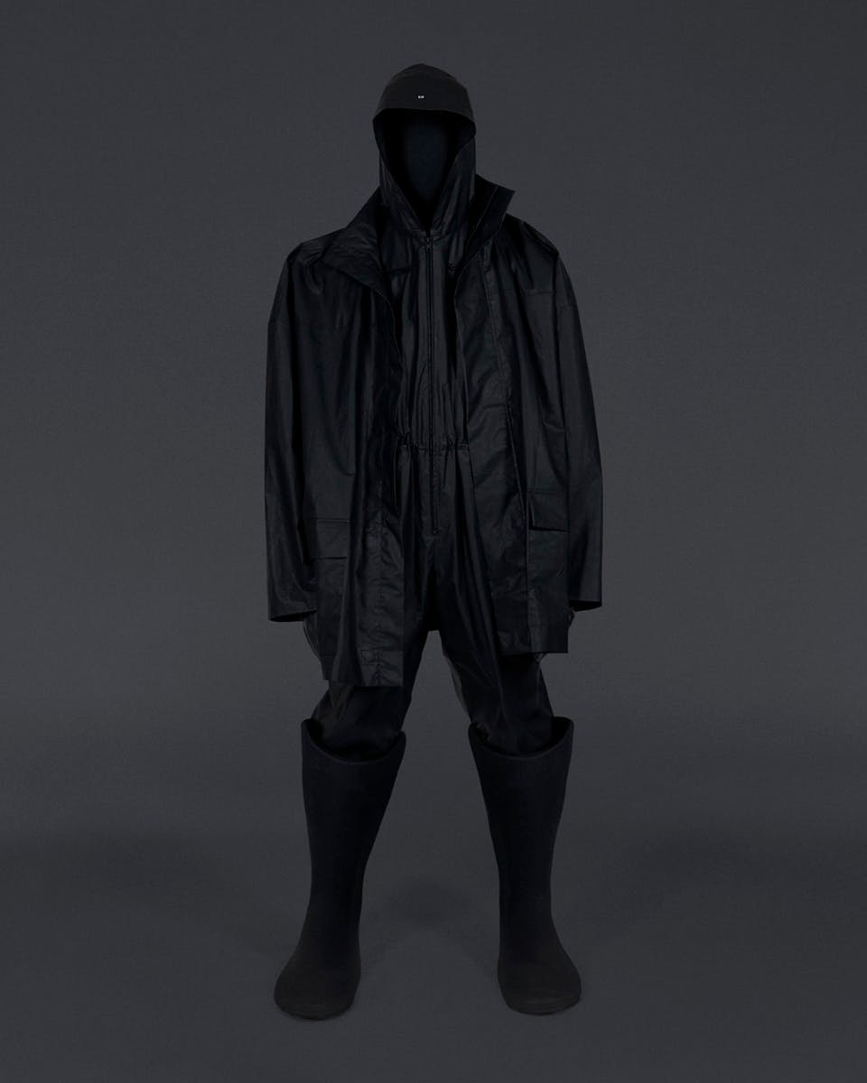 yeezy gap balenciaga buy online resale web store price release date info lookbook dupe droplist