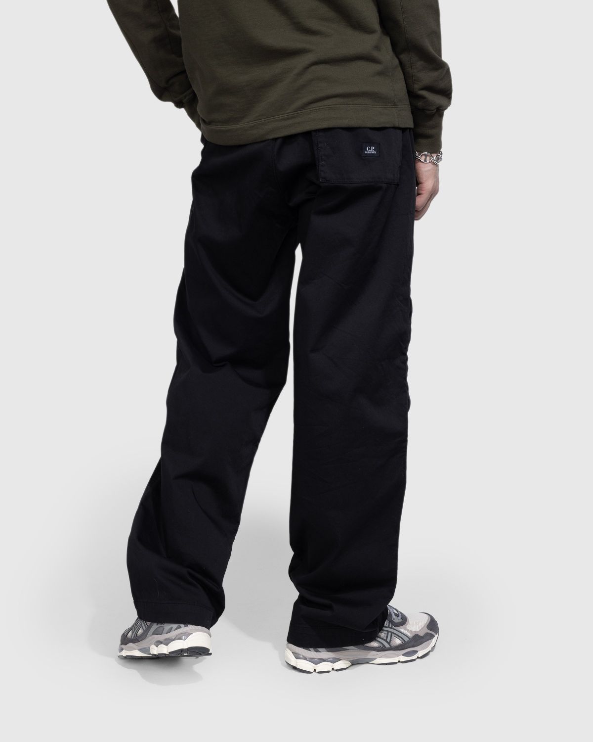 C.P. Company – Stretch Sateen Loose Fit Pants Black - Pants - Black - Image 3