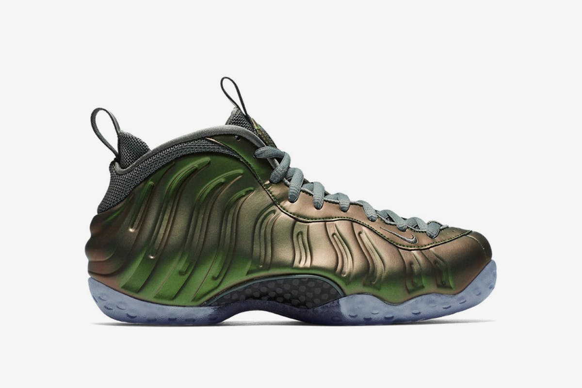 foamposite 15 Air Foamposite One Iridescent (W) nike foamposite
