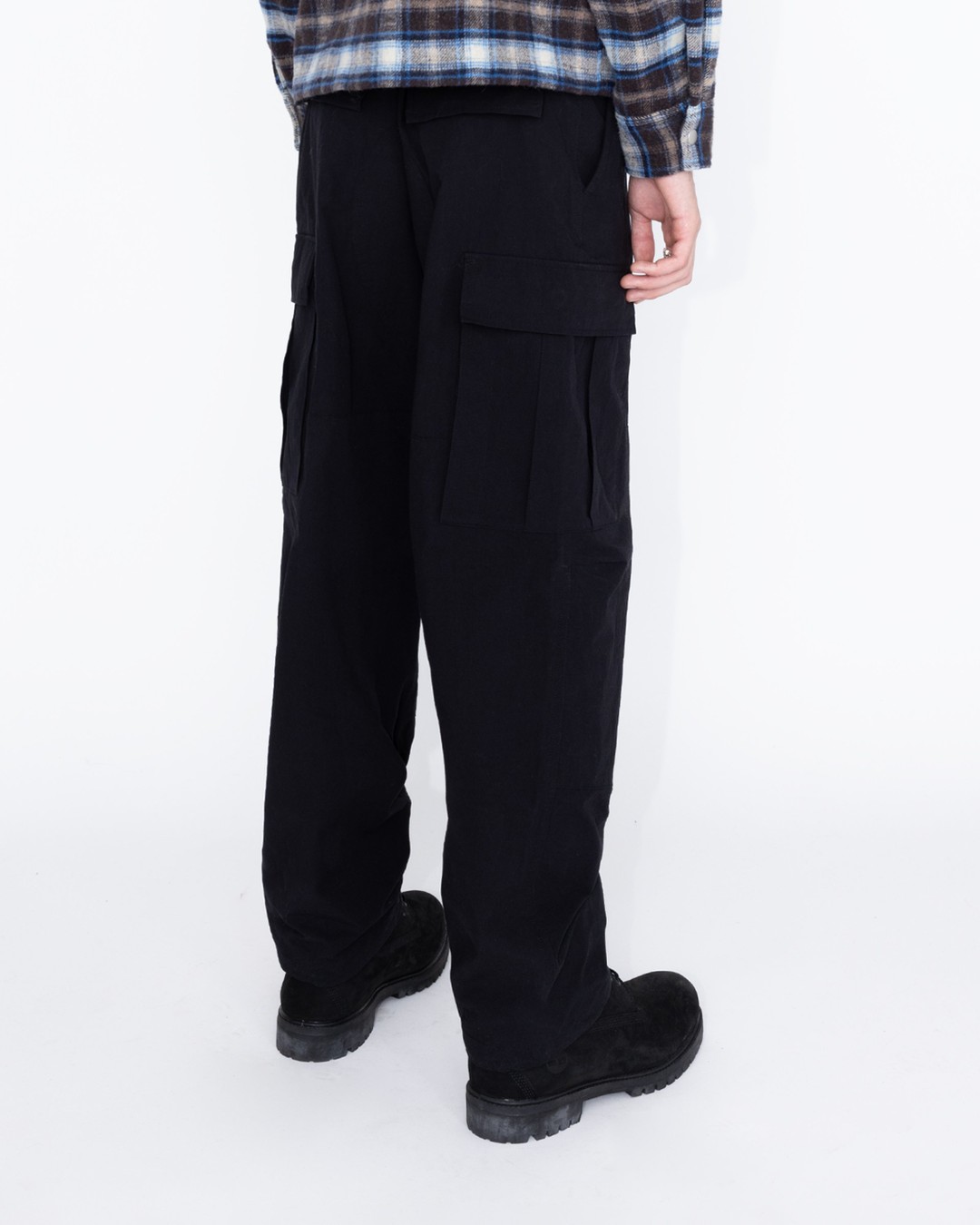 Highsnobiety HS05 – Re-Inforced Nylon Cargo Trouser Black - Pants - Black - Image 4
