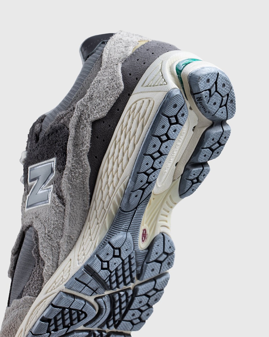 New Balance – M2002RDA Rain Cloud - Sneakers - Grey - Image 7