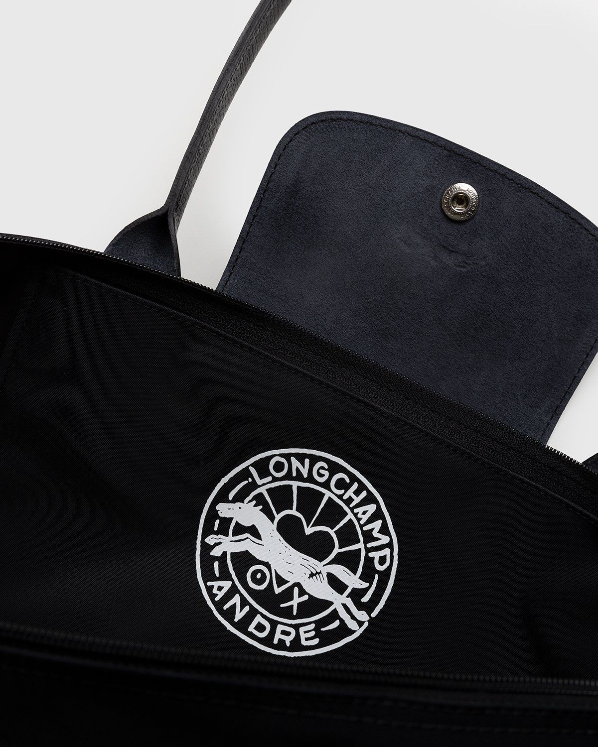 Longchamp x André Saraiva – Le Pliage André Shoulder Bag Black - Shoulder Bags - Black - Image 6