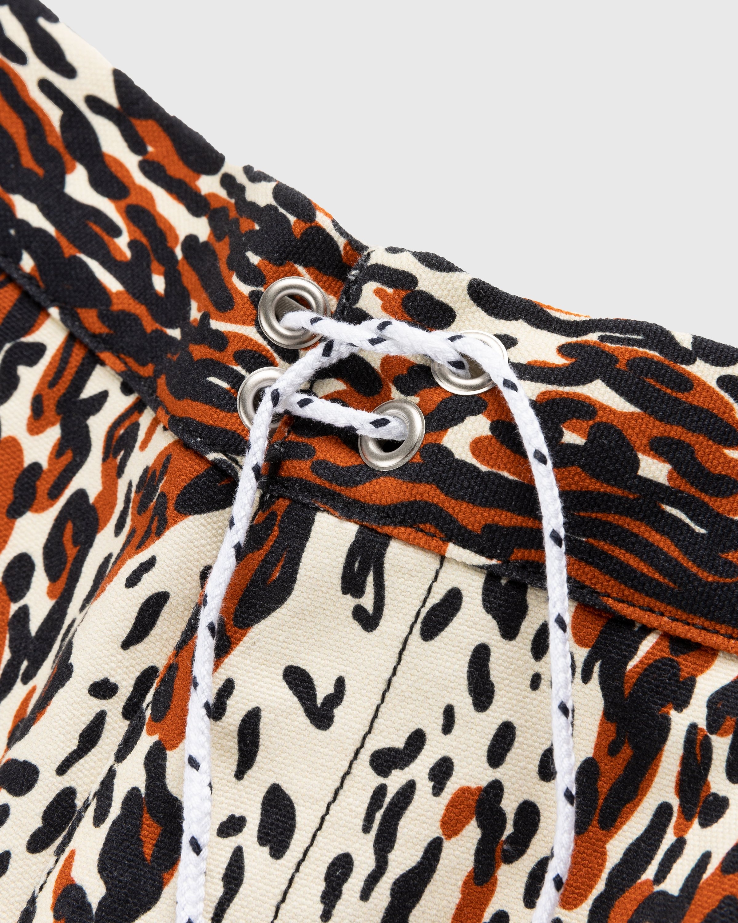 Phipps – Action Shorts Printed Canvas Leopard - Shorts - Brown - Image 3