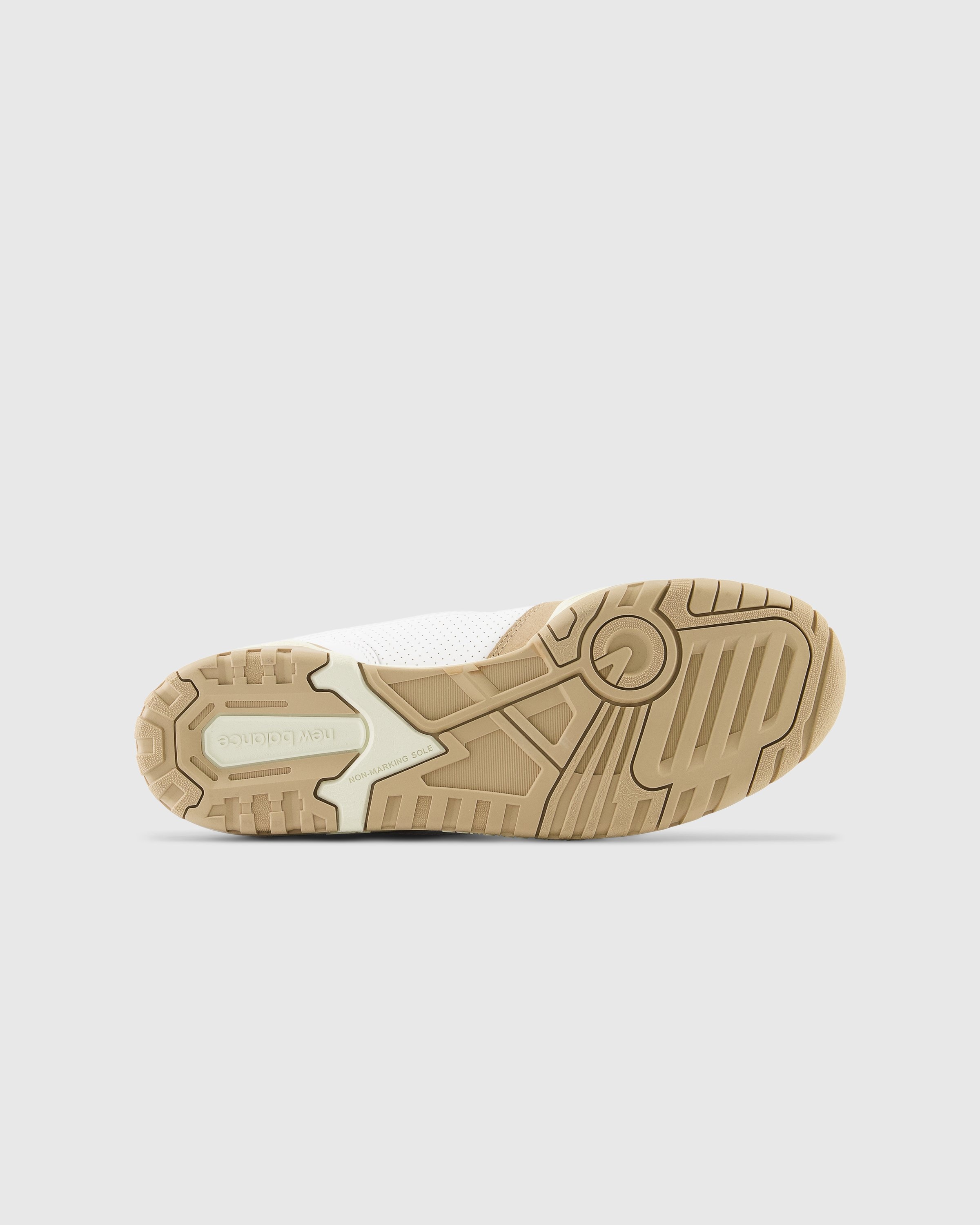 New balance sales 4 off