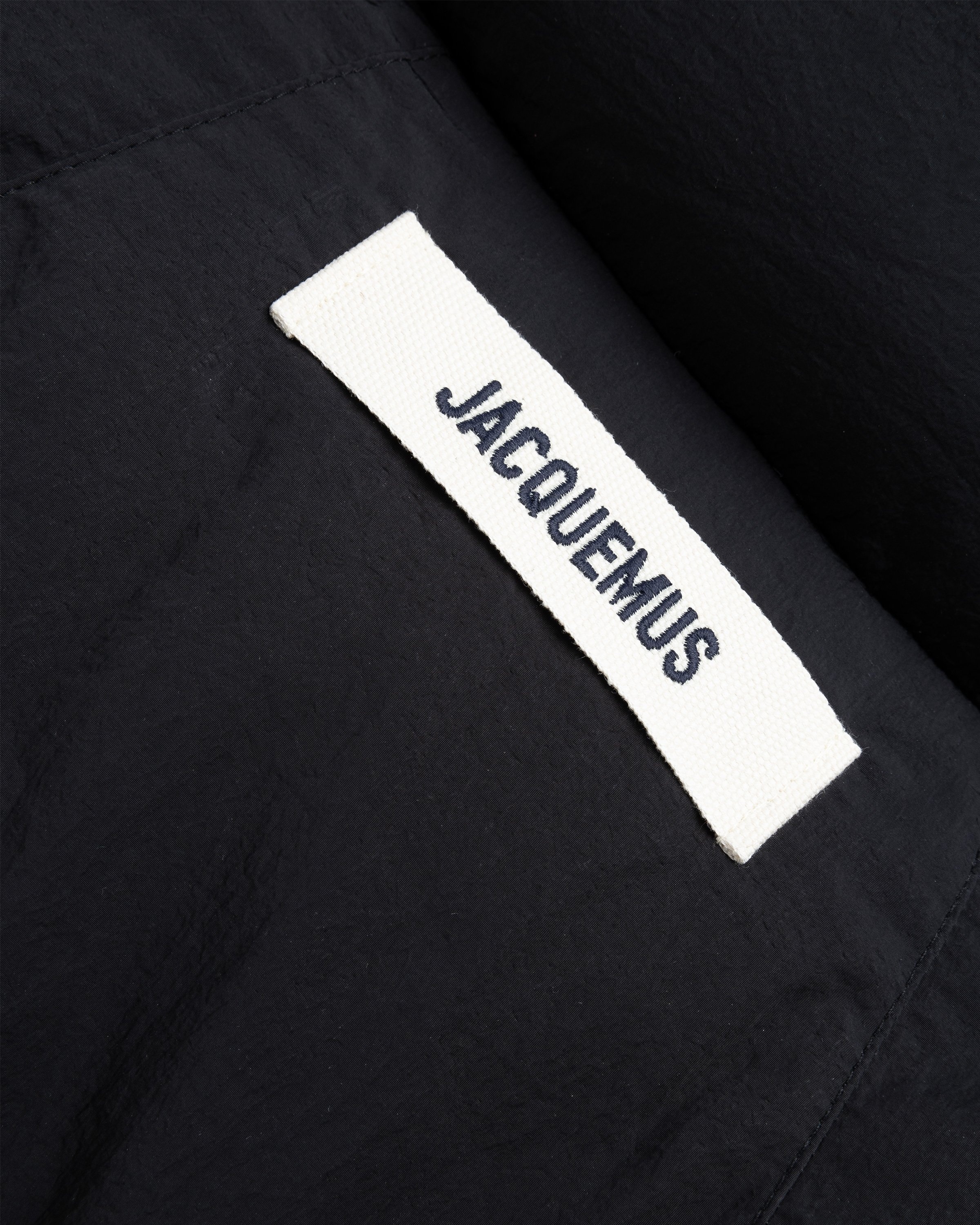 JACQUEMUS – La Doudoune Cocon Black - Outerwear - BLACK - Image 5