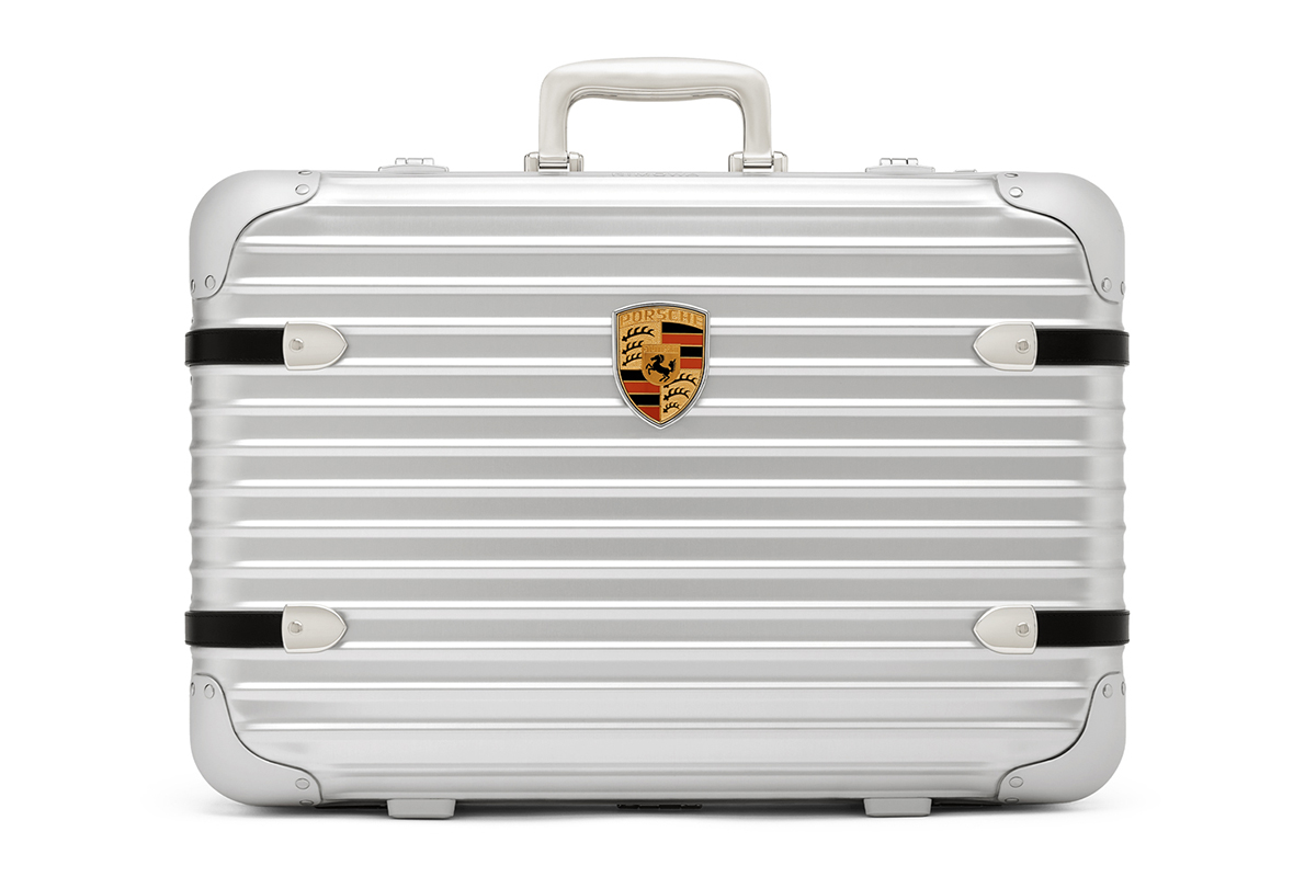 porsche-rimowa-collab-911-luggage-case (3)