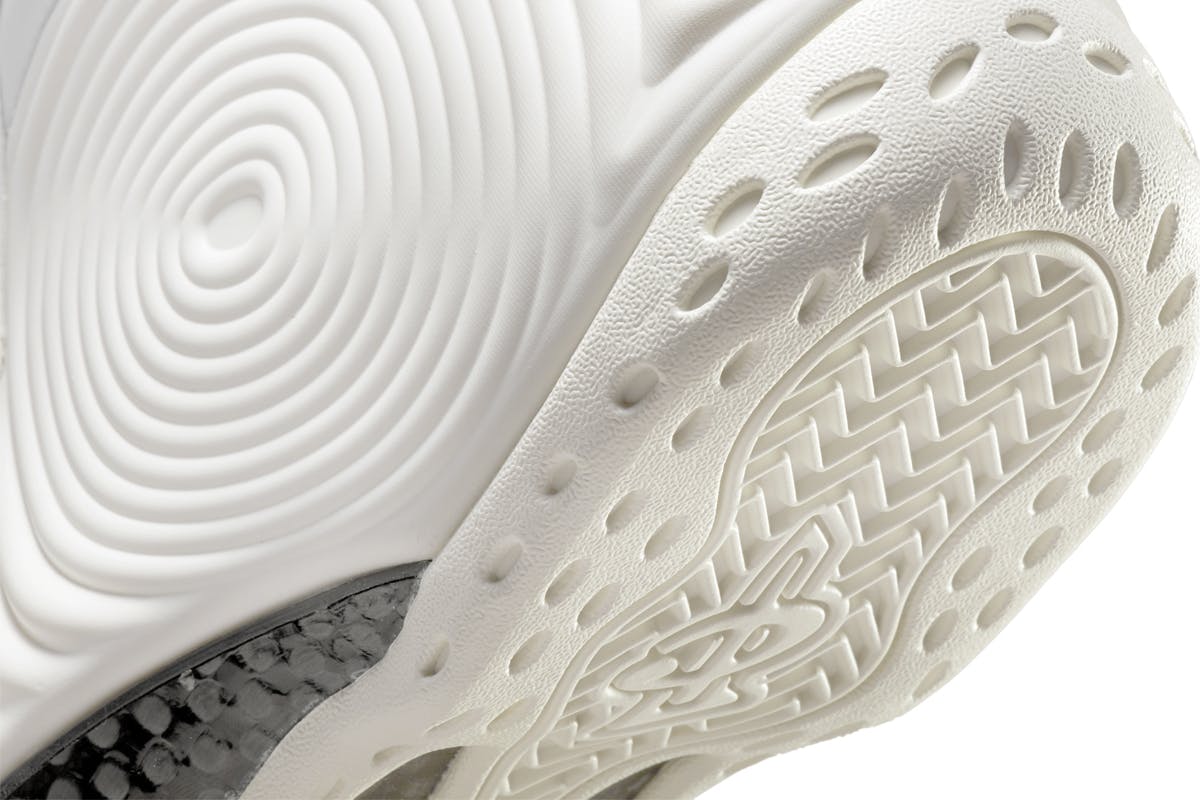 comme-des-garcons-nike-foamposite-collab- (15)