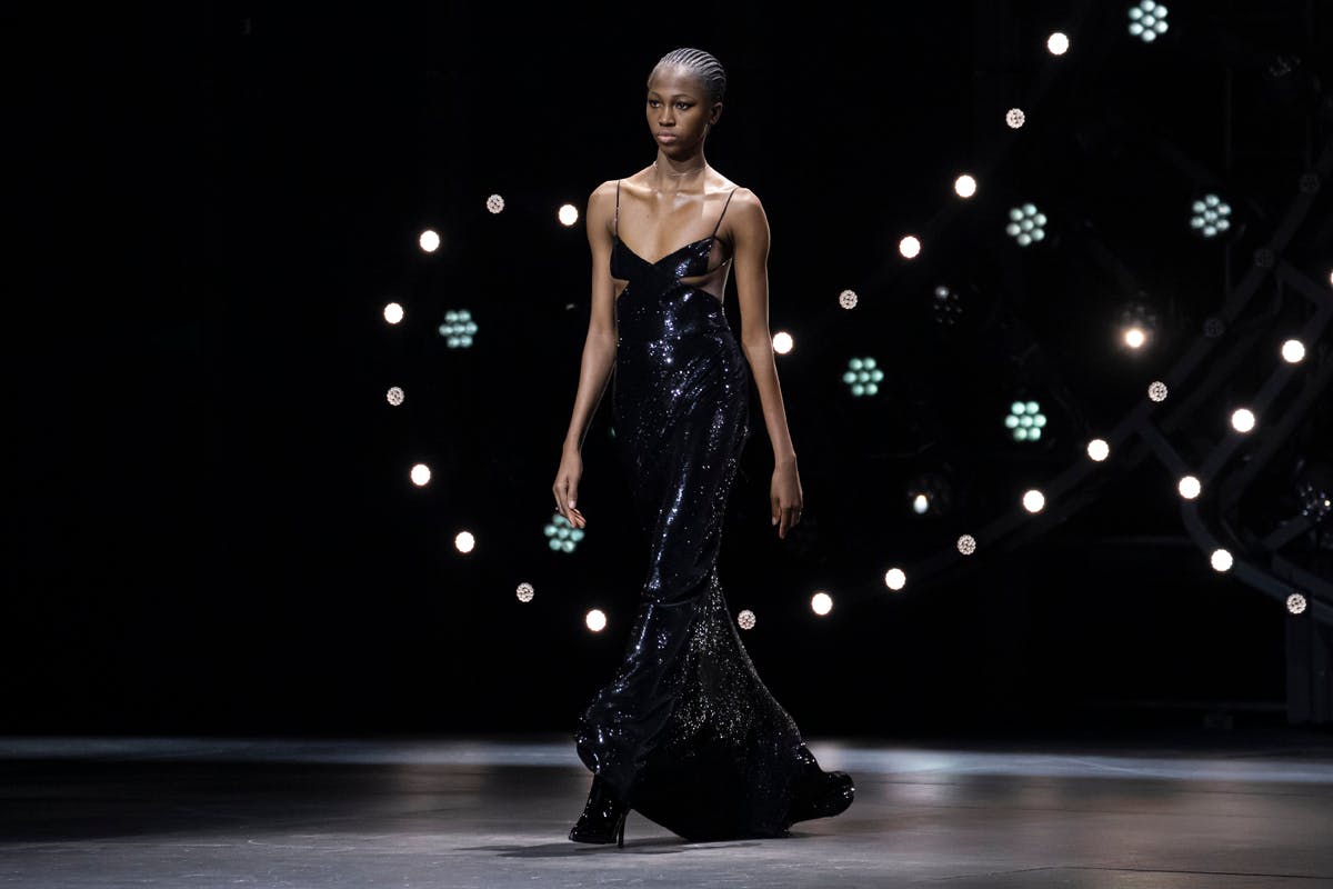 celine-winter-2023-show-77