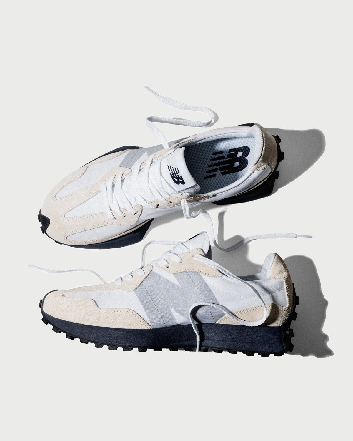 New Balance – MS327 Munsell White/Navy - Sneakers - White - Image 3