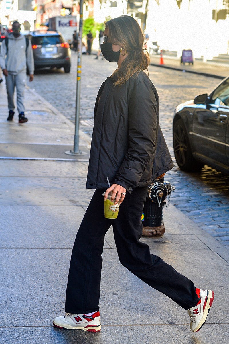 bella-hadid-sneakers-10