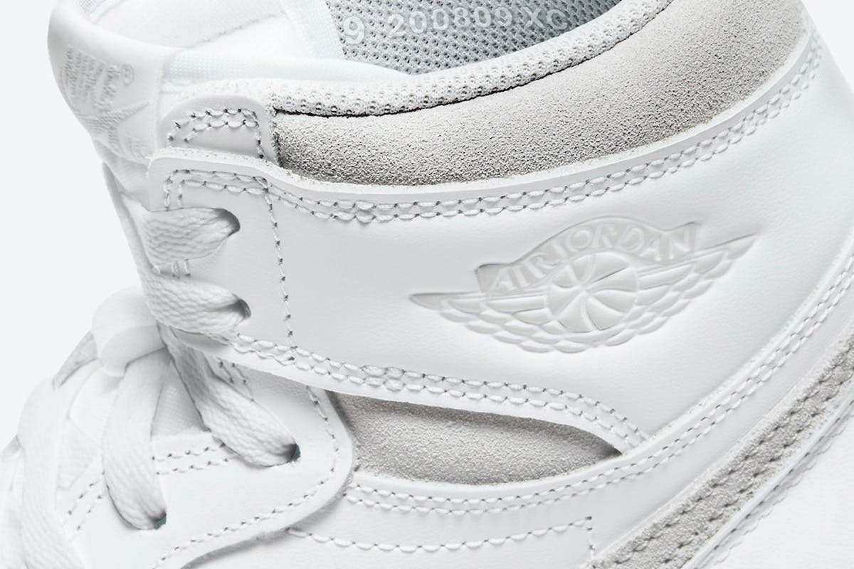 Nike Air Jordan 1 "Neutral Grey" Official Images & Drop Info