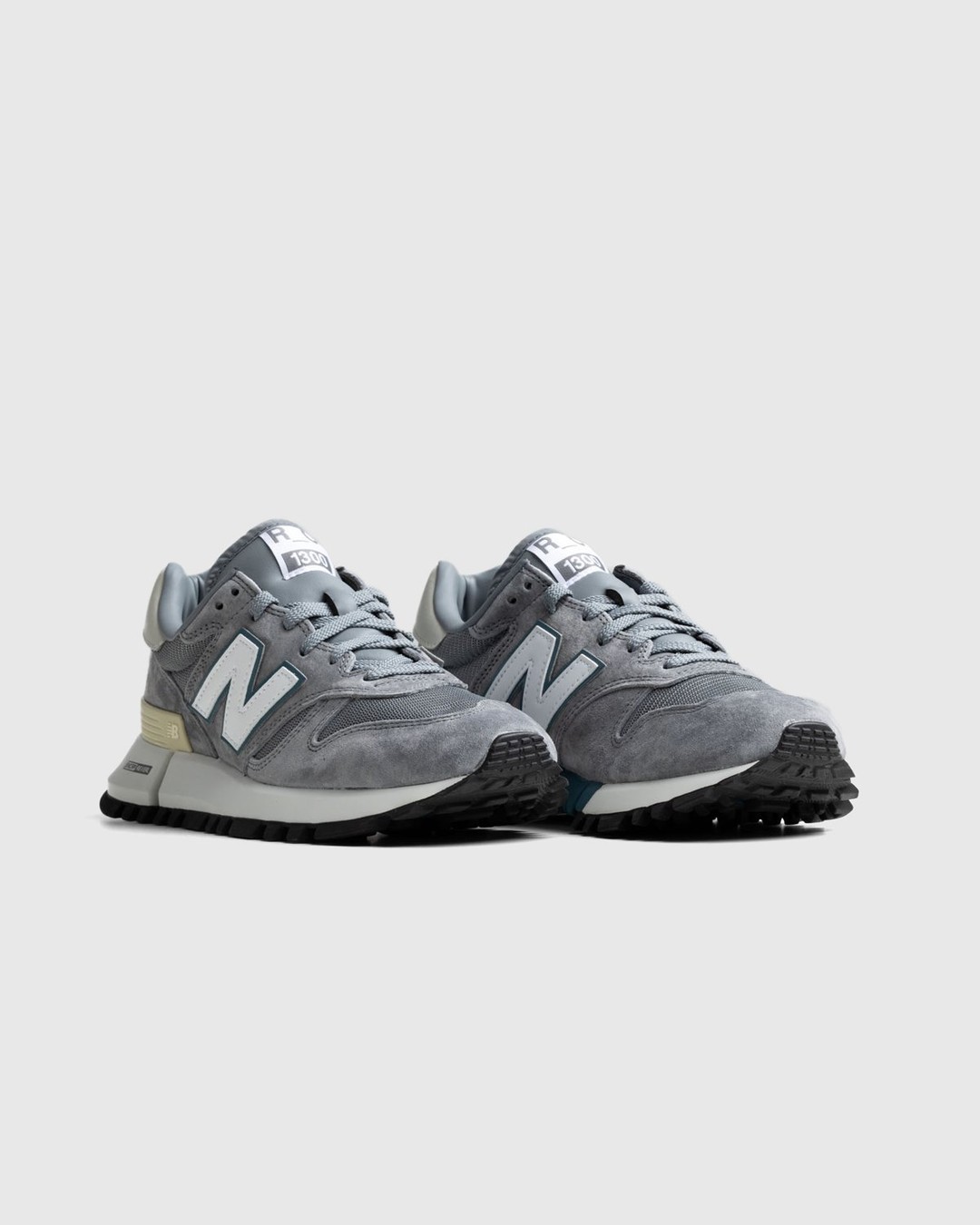 New Balance x Tokyo Design Studio Niobium – MS1300GG Grey 