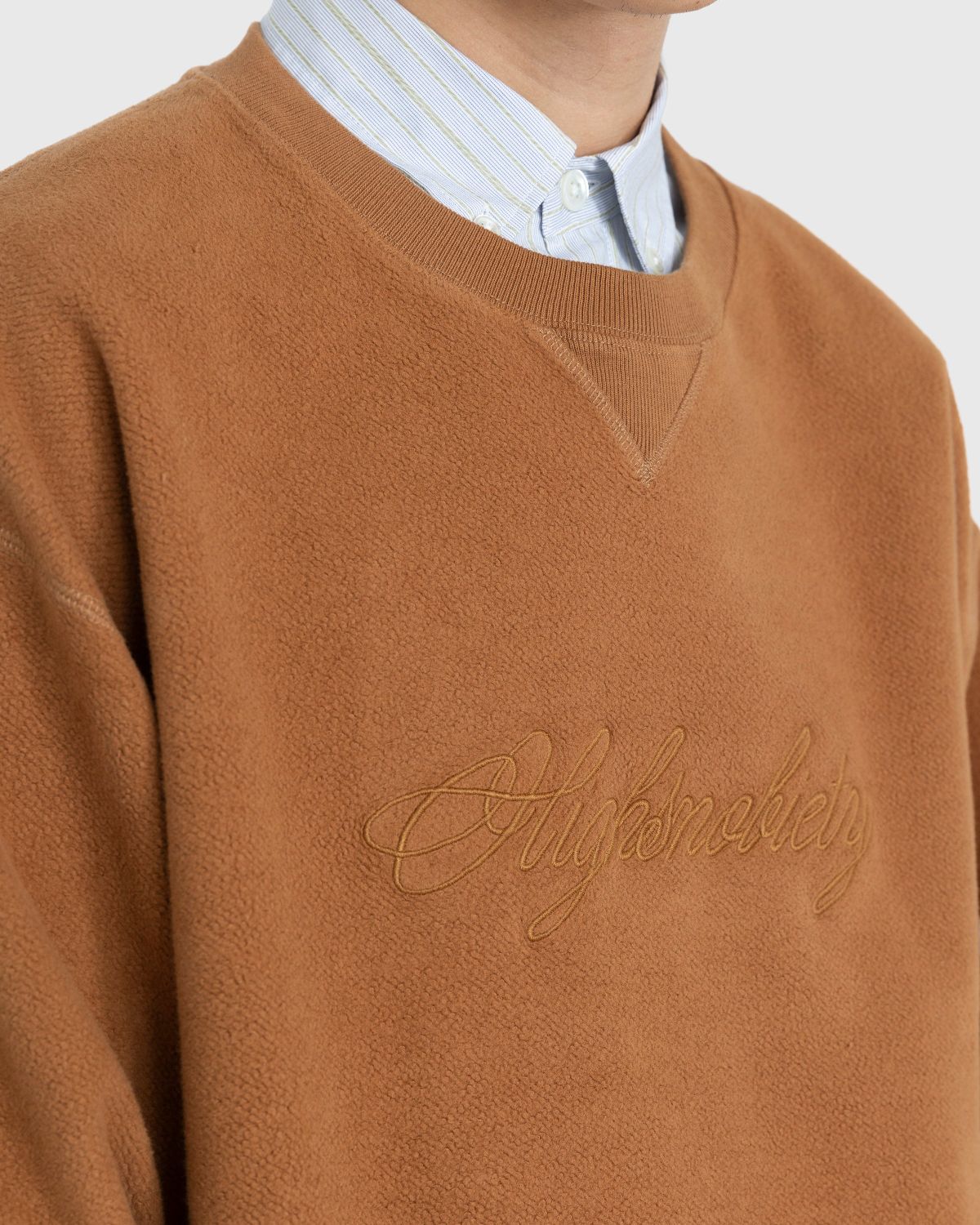 Highsnobiety – Script Logo Reverse Fleece Crew Brown - Sweatshirts - Brown - Image 6