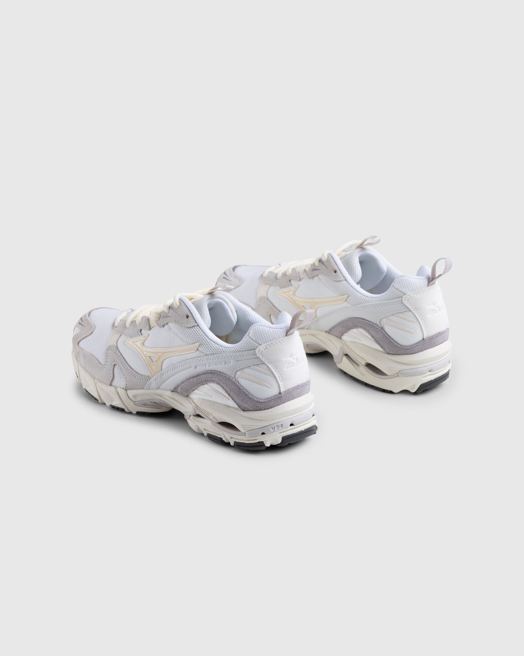 Mizuno – Wave Rider 10 Opal Gray - Sneakers - White - Image 4