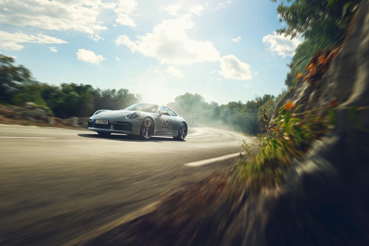 porsche-911-sport-classic-2023-sale-price- (4)