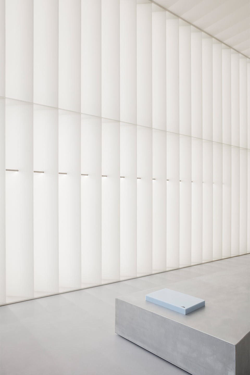 j lindeberg flagship store reopens