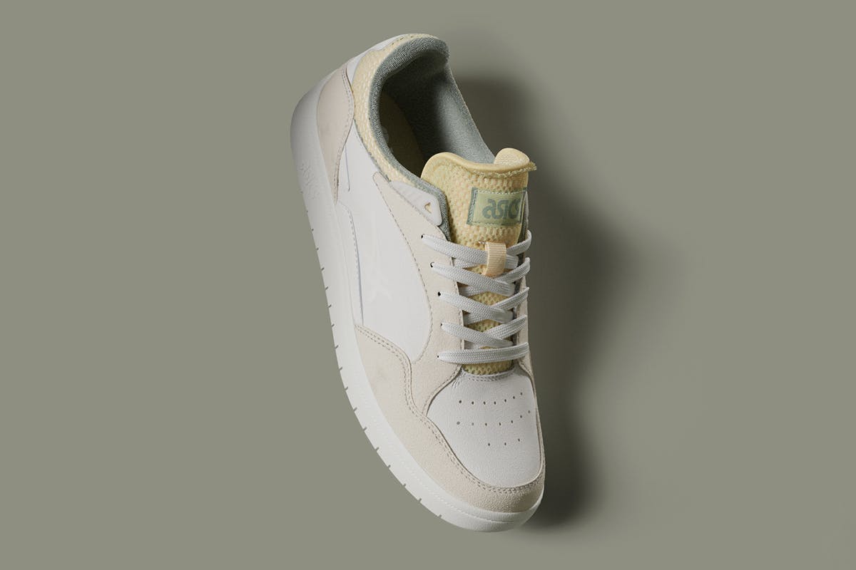 daily-sneaker-roundup-4-29-2021-3-02