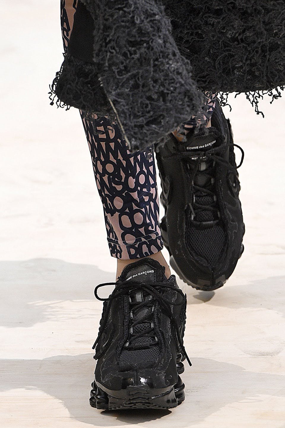 comme des garcons nike shox mens