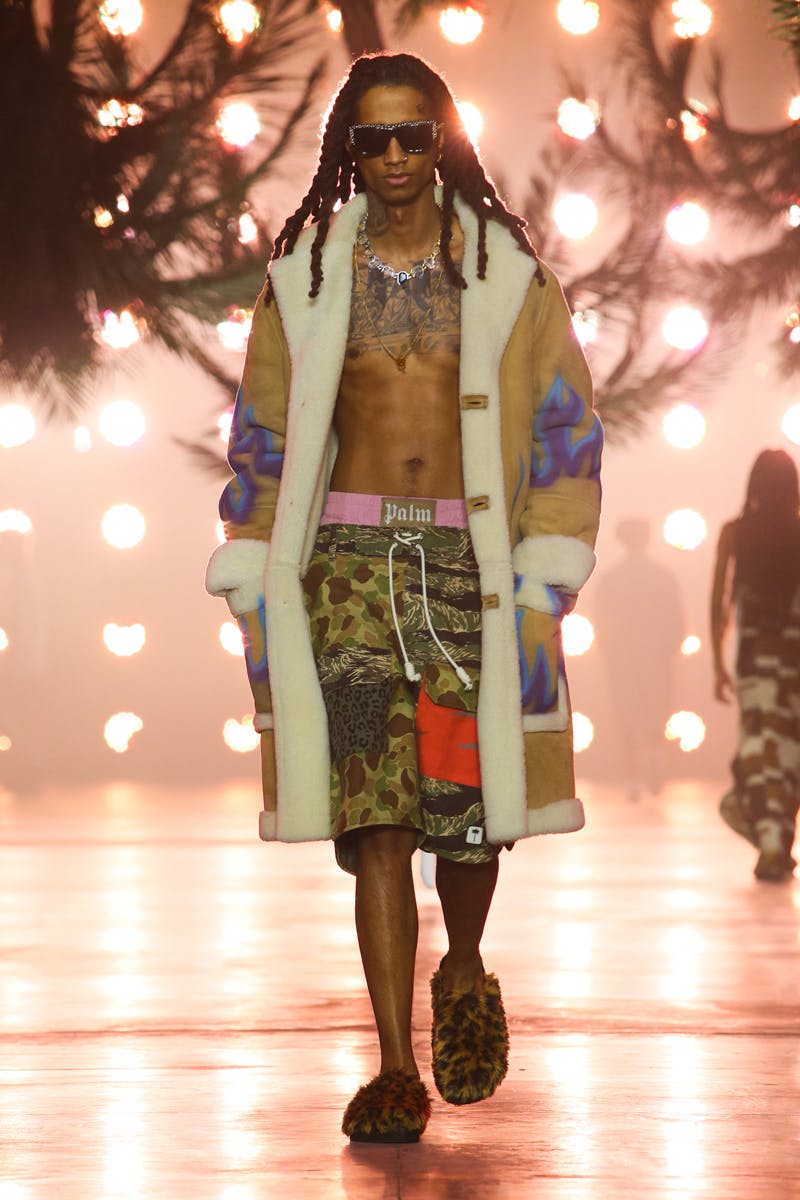 palm-angels-fall-winter-2022-collection-runway-show-27