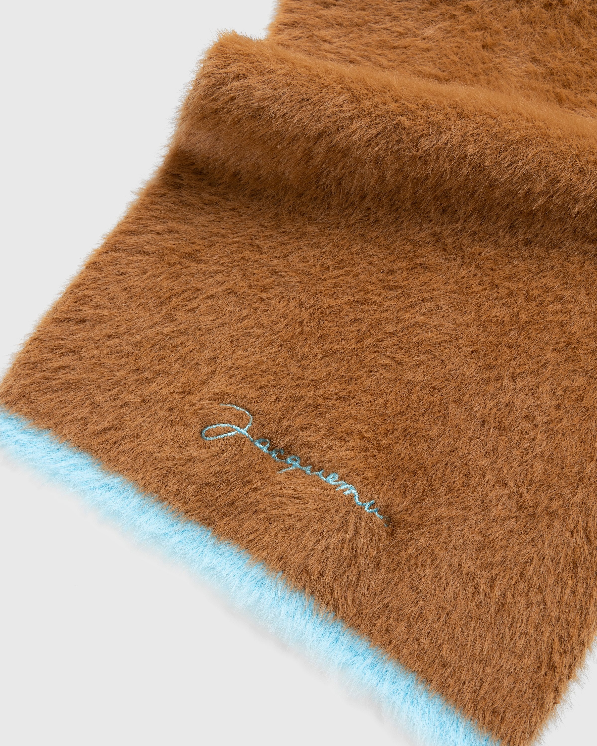 JACQUEMUS – L'Echarpe Neve - Scarves - Brown - Image 3