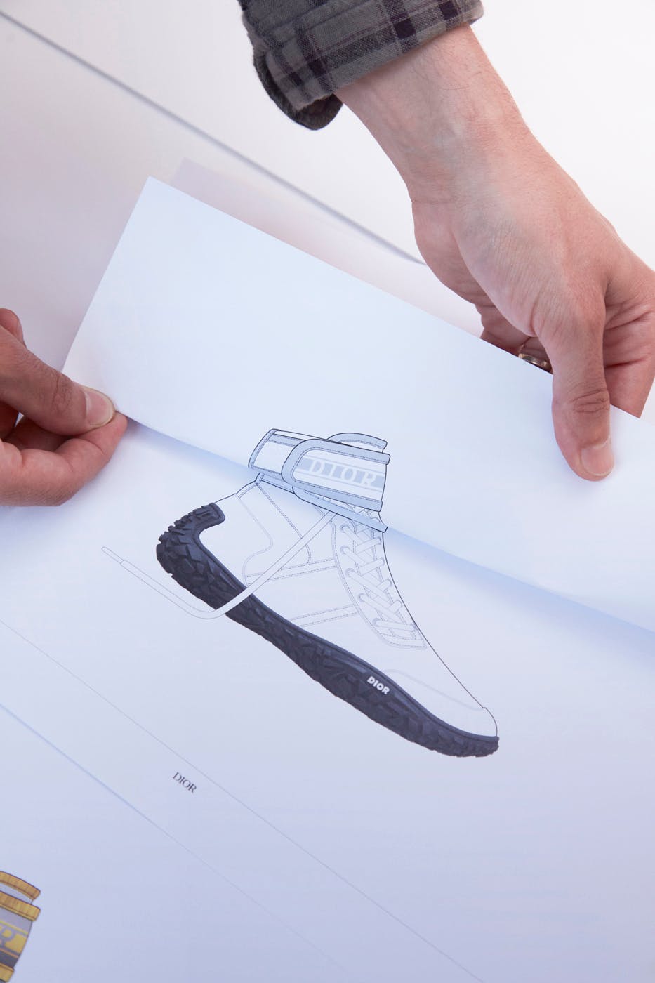 dior-gran-turismo-7-sneakers-kim-jones (3)