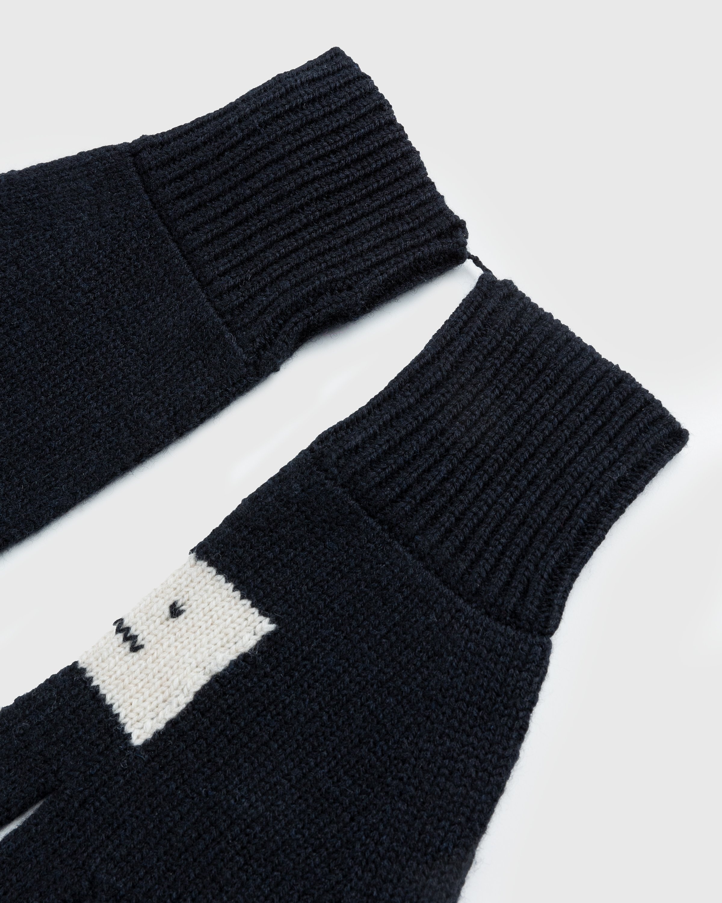 Acne Studios – Knit Gloves Black/Oatmeal Melange - 5-Finger - Black - Image 2