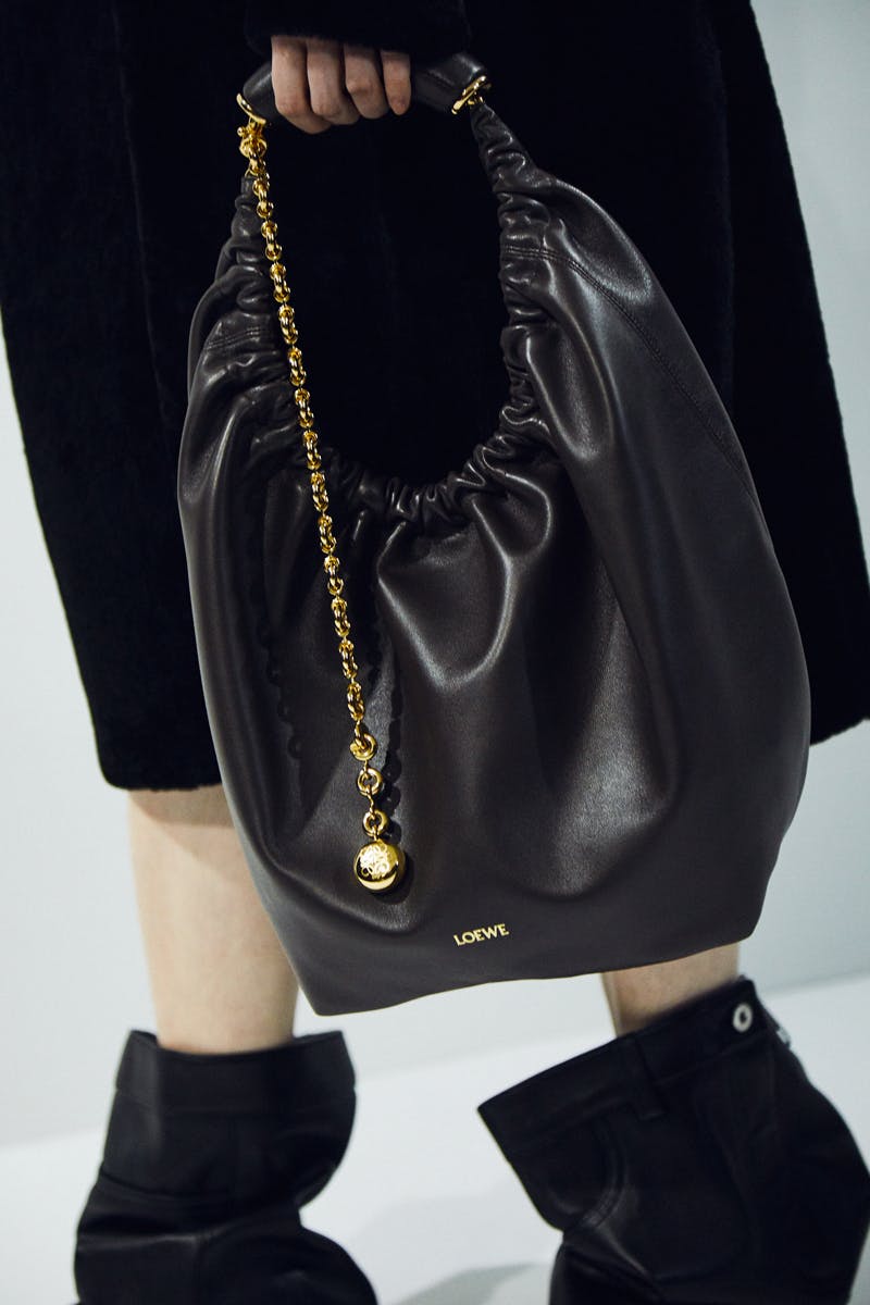 loewe-fall-winter-2023-womens-13