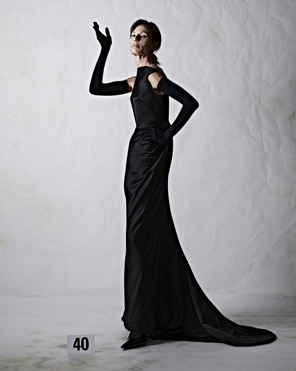 balenciaga-couture-2022-kim-kardashian-40