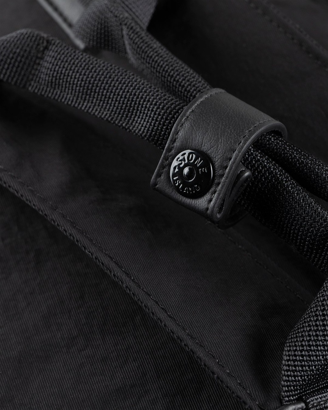Stone Island – 91274 Nylon Twill Rucksack Black - Bags - Black - Image 6