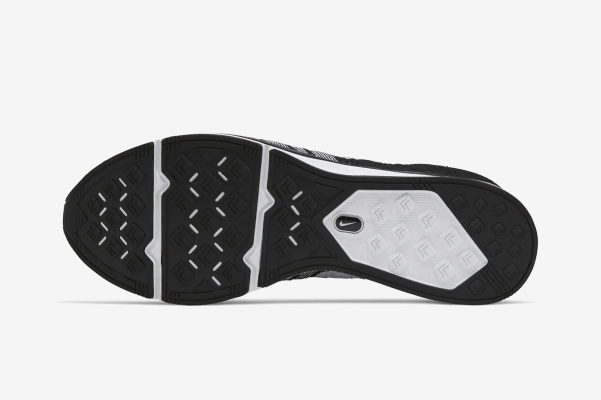 Black and white nike flyknit trainer sneaker